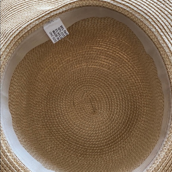 Perfect summer sun hat for beach or pool - Picture 4 of 6